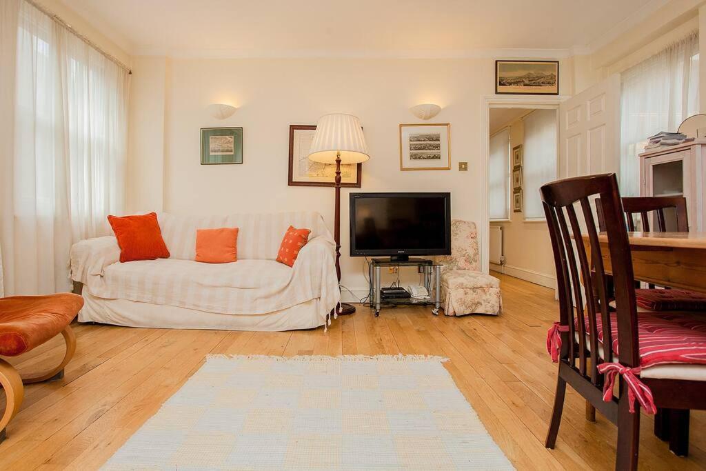 Bright 2 Bedroom Flat In Central לונדון מראה חיצוני תמונה